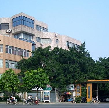 广西体育高等专科学校13人关注